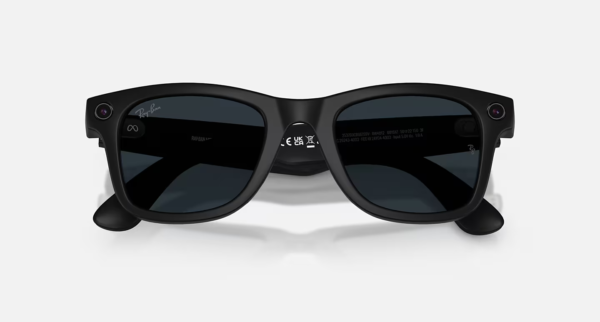 Ray-Ban Meta Wayfarer (Gen 2) Matte Black AI Glasses with Grey Transitions® Lenses - Obrázok 5